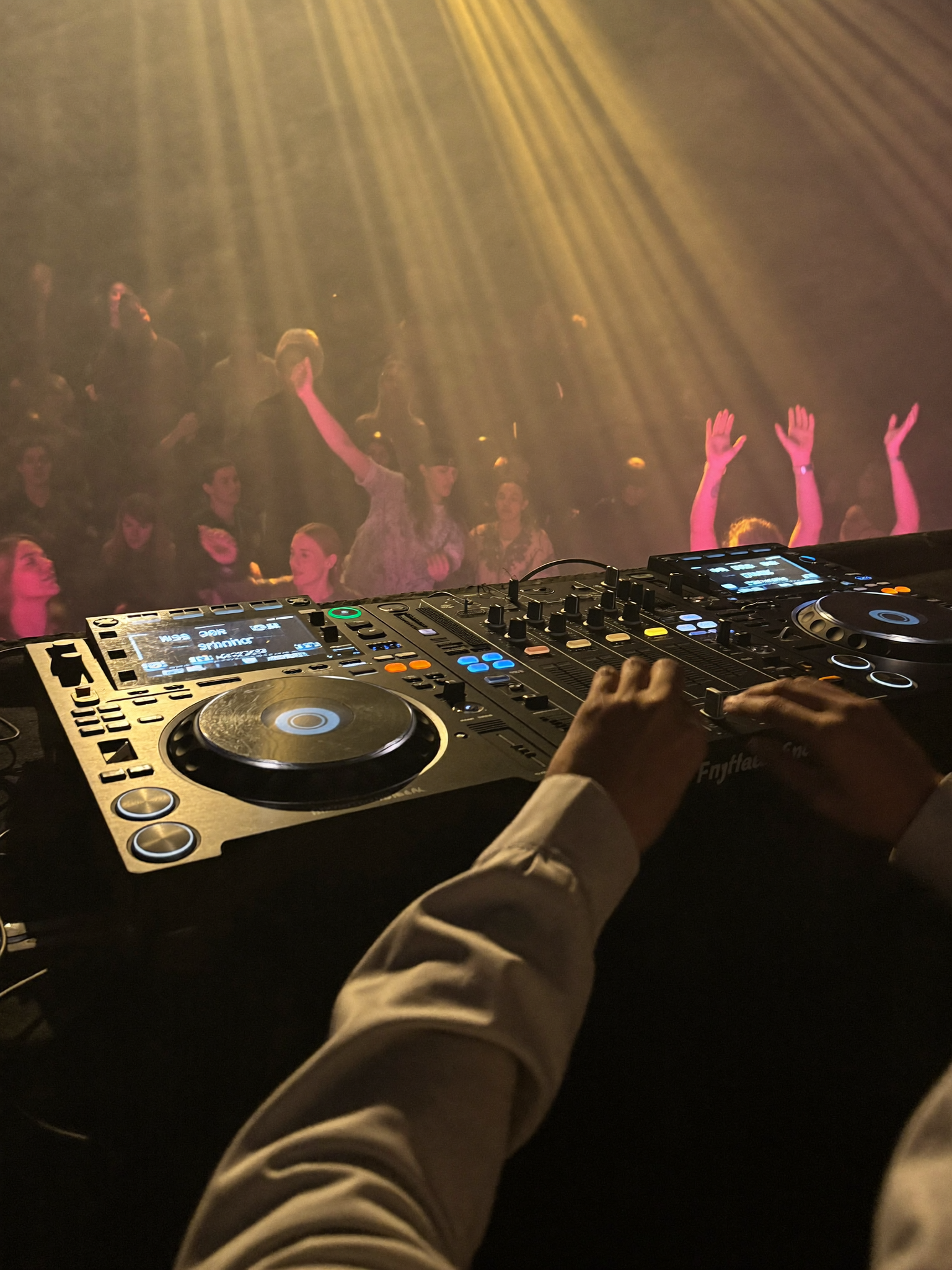 DJ & Entertainment